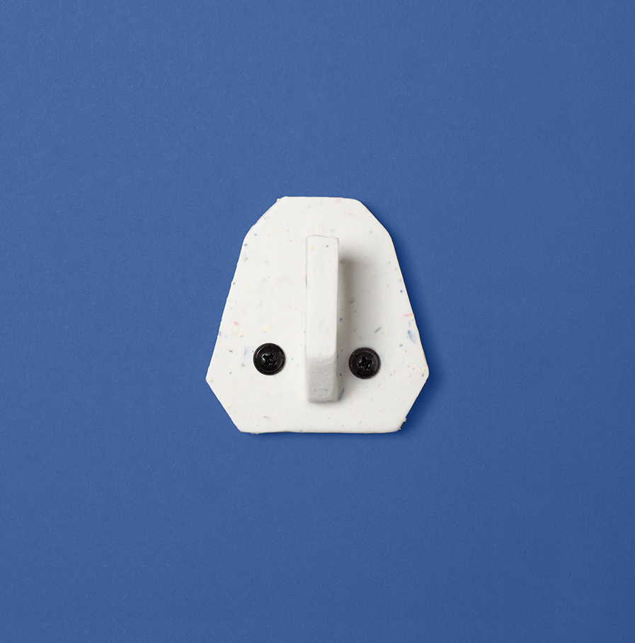 NOSY, handgemaakt porseleinen ophanghaakje