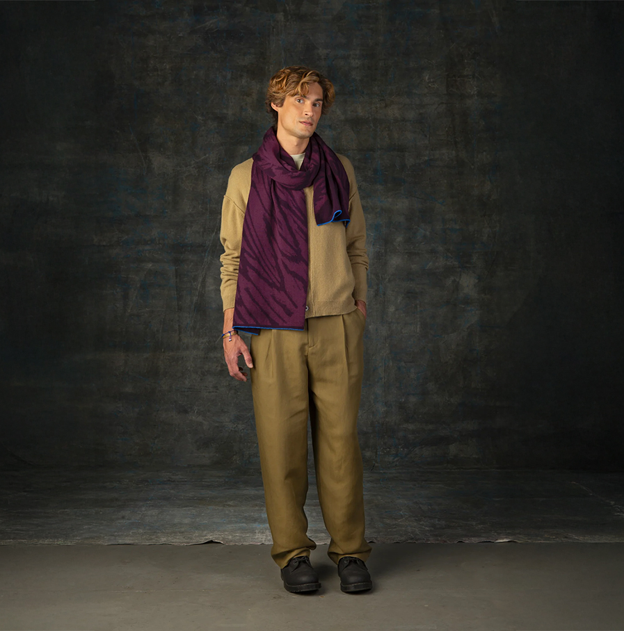 Wolvis - sjaal Cerura blackberry maxi