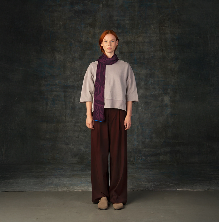 Wolvis - sjaal Cerura blackberry midi