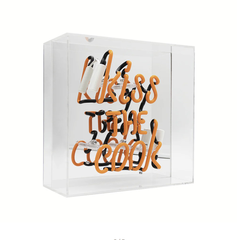 Neon lamp - Kiss the cook