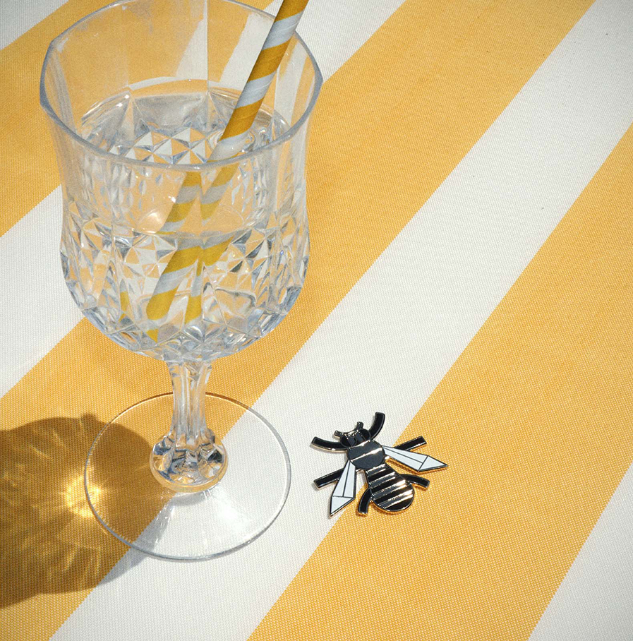 Michael Barnaart - broche Abeille