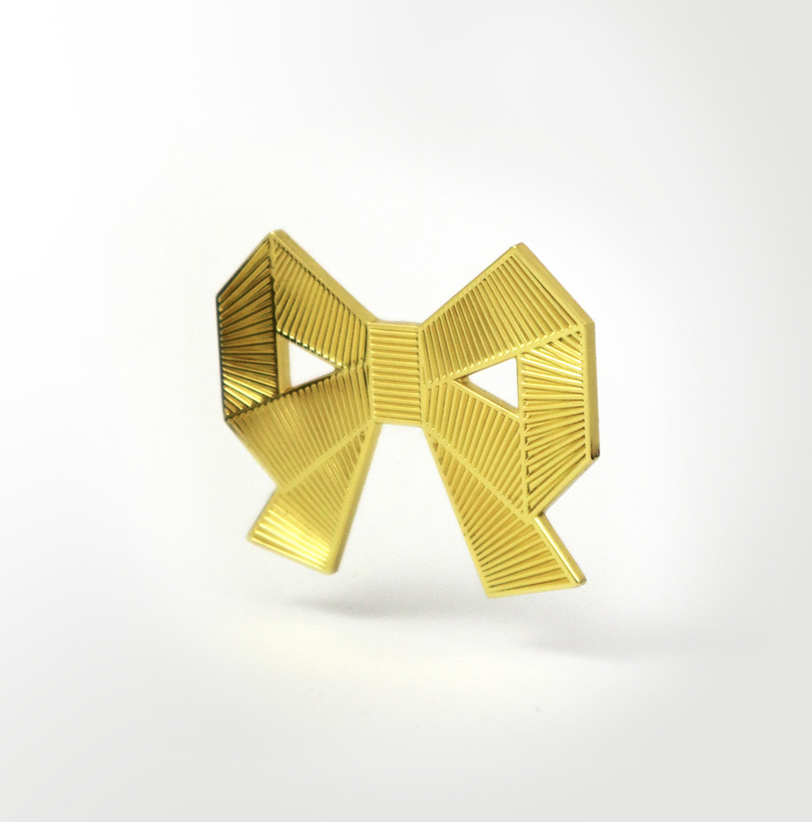 Michael Barnaart, broche strik