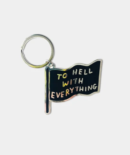 David Shrigley sleutelhanger To Hell With Everything in de vorm van een zwarte vlag