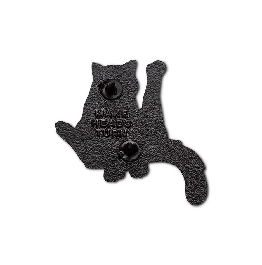 Sitting Cat enamel pin van messing – katten pin van 3 x 3 cm